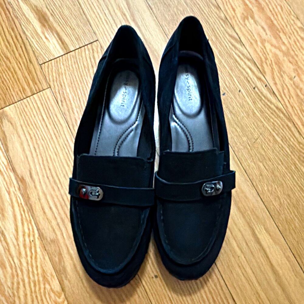 Easy Spirit Women's Black Synthetic Slip-On Loafer Flat Almond Toe 9M Logo